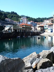 Mutriku fishing village's port | BaskMe Private Tours